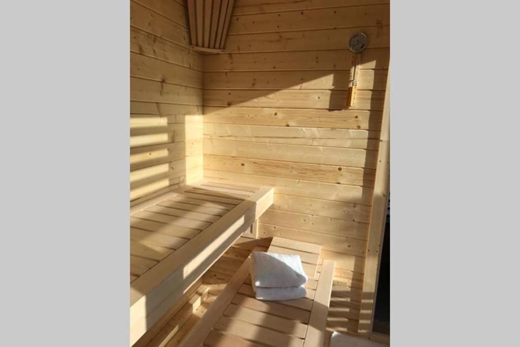 Orchardhouse Farmhouse, Wellness Chrast  Kültér fotó